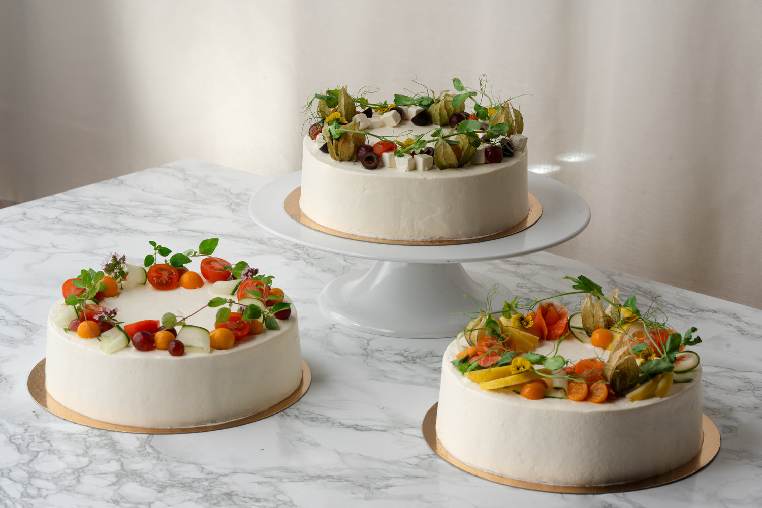 Kahvituspaketti: Kahvi/tee + Voileipäkakkua