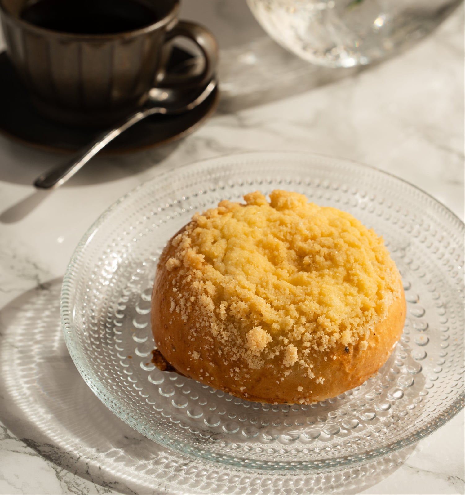 Rahkasilmäpulla - pehmeä pulla runsaalla rahkatäytteellä