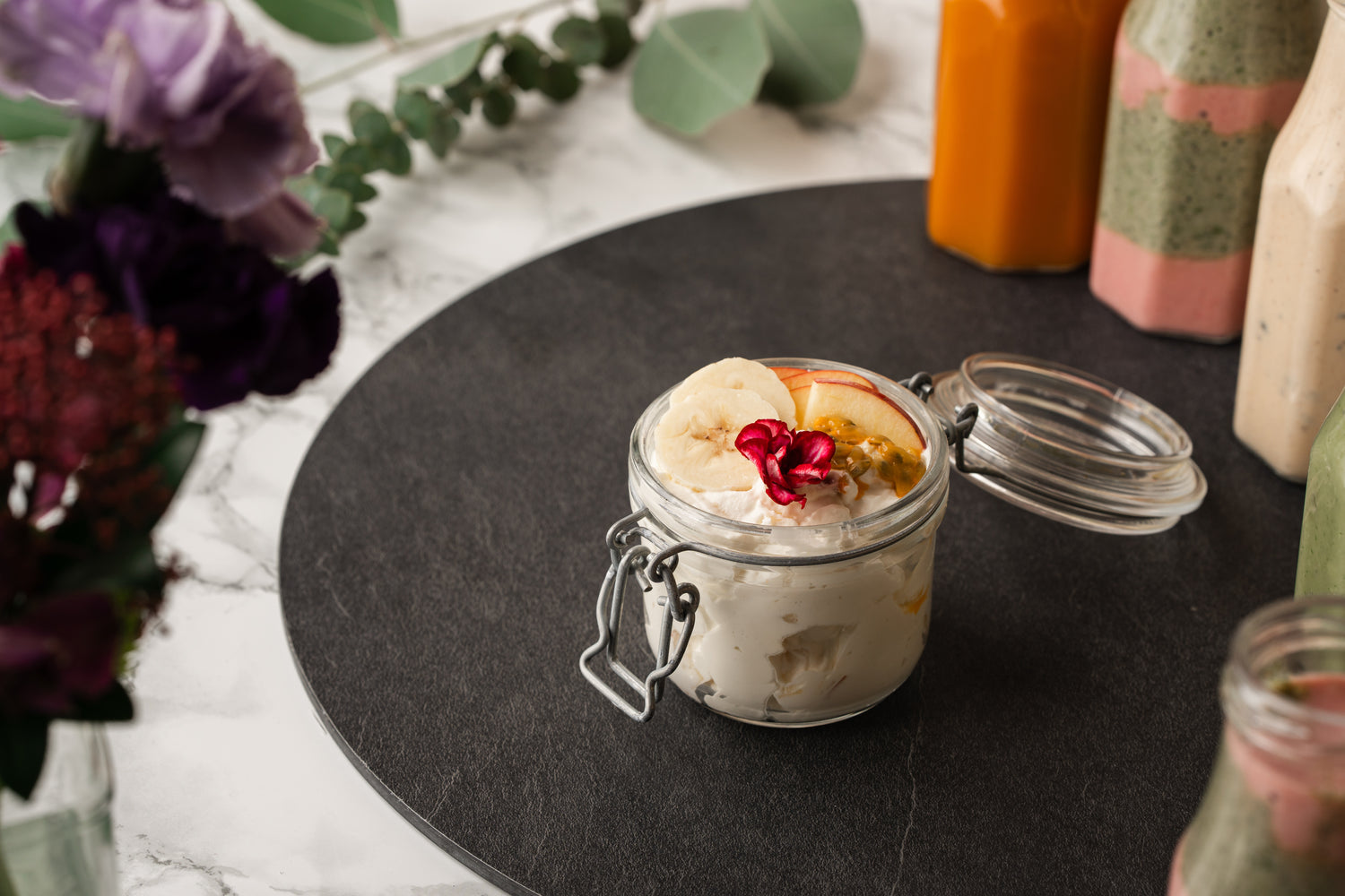 Hedelmärahka, kevyt ja raikas herkku kauden hedelmistä, Semma Catering