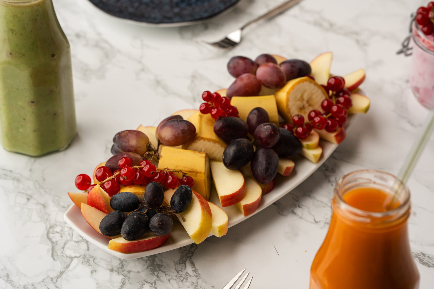 Tuore hedelmälajitelma, kolme eri hedelmää annosta kohden, Semma Catering