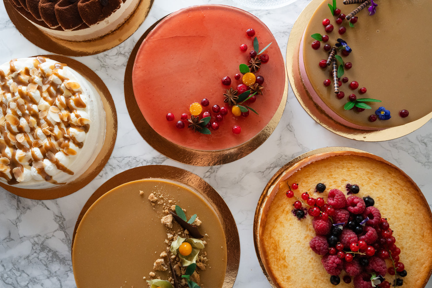 Kahvituspaketti - kahvi/tee ja kakkua