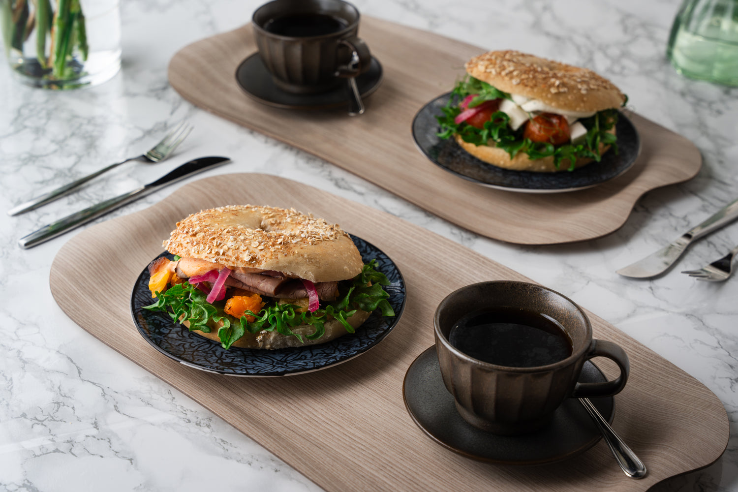 Kahvituspaketti - kahvi/tee ja kuukauden suolainen tuote