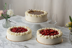 Kahvituspaketti - kahvi/tee ja täytekakkua