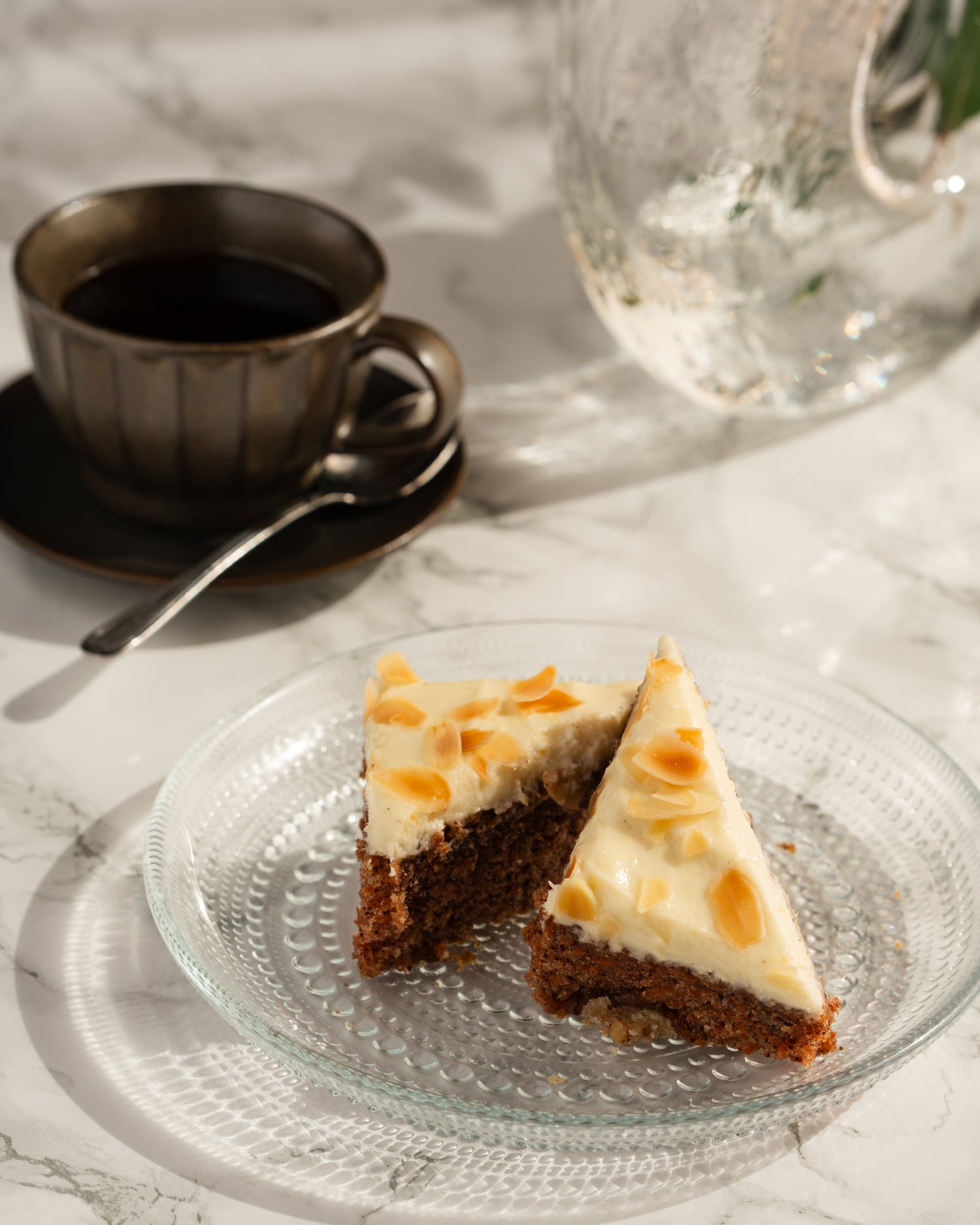 Kahvituspaketti: Kahvi/tee + Makea piirakka