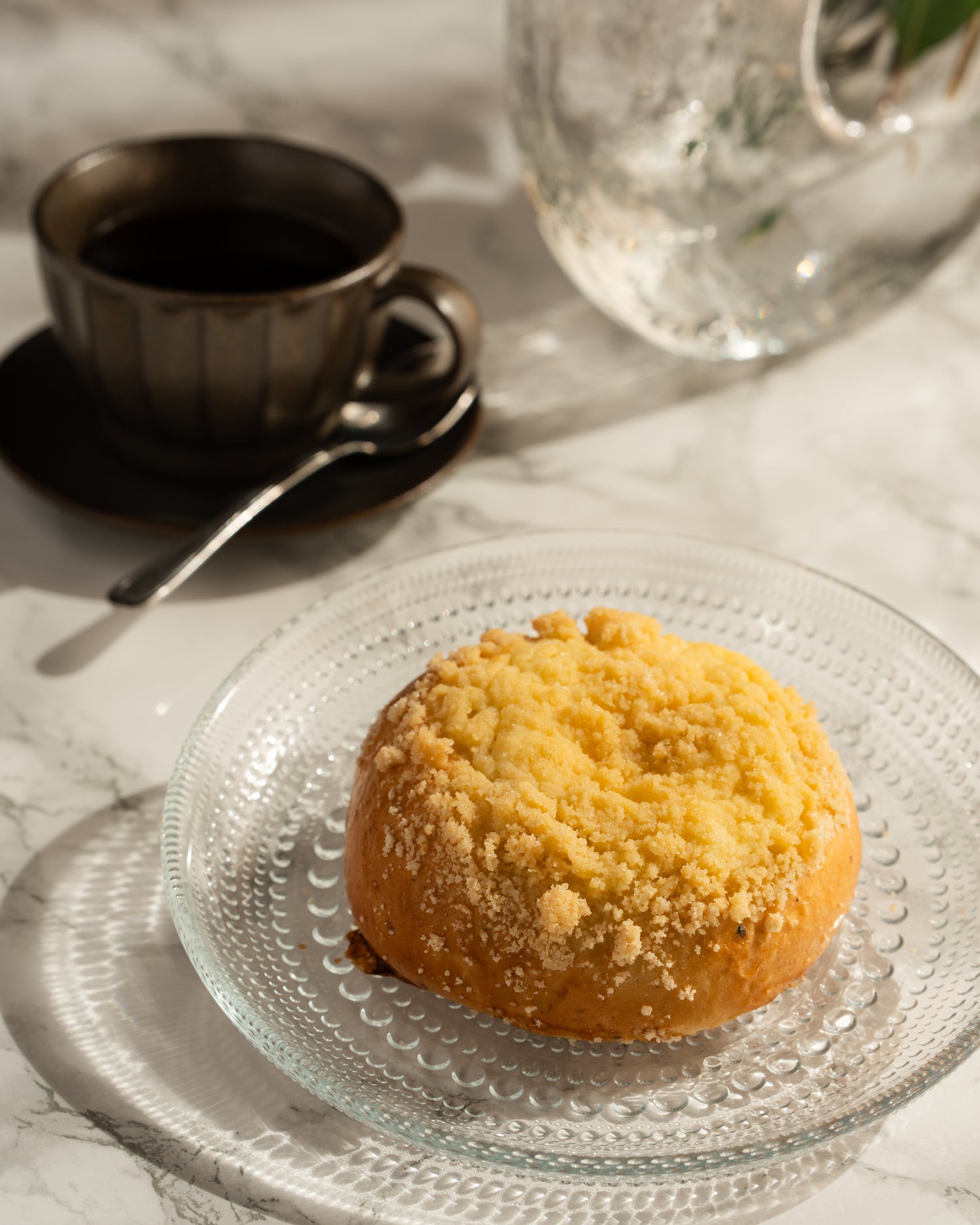 Kahvituspaketti: Kahvi/tee + Pulla/munkki