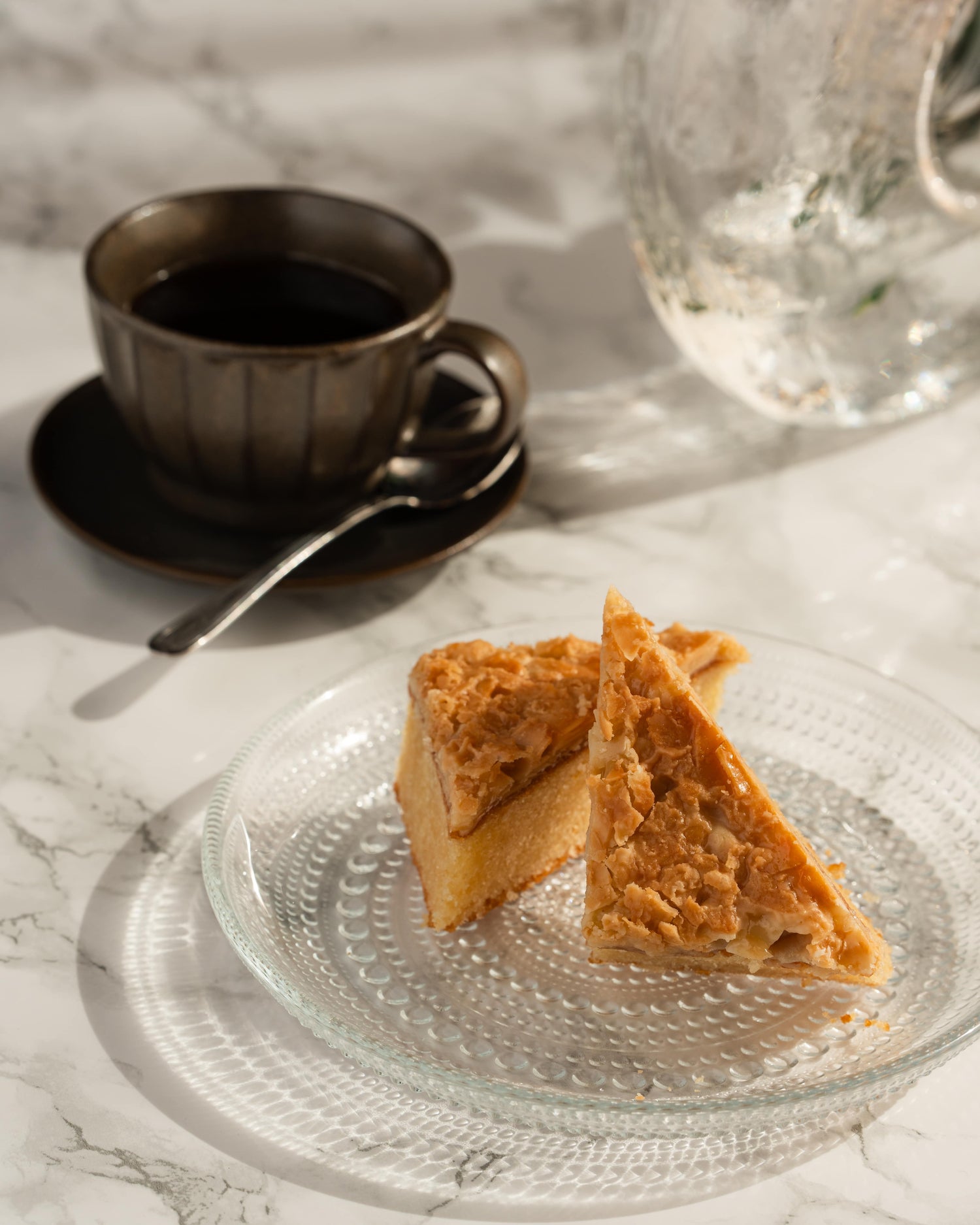 Makeat piirakat cocktail-koossa, täydellinen kahvitarjoiluun, Semma Catering