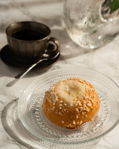 Kahvituspaketti - kahvi/tee ja pulla tai munkki